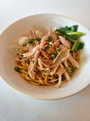 Mie Pak Cham (Shoestring)