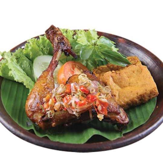 MATAH CHILLI SMASHED FRIED CHICKEN (A/P SAMBAL MATAH)