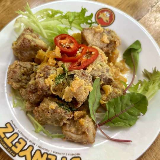 SALTED EGG CHICKEN(Ayam Telur Asin)