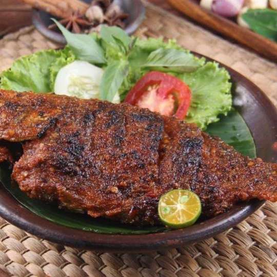 Spicy Taliwang Sauce Grilled Fish (IKAN BAKAR TALIWANG)