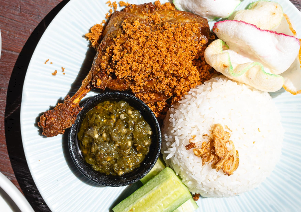 Bebek Goreng Kremes + Rice