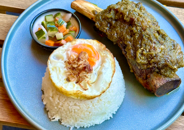 Nasi Iga Sapi Bakar Cabe Ijo