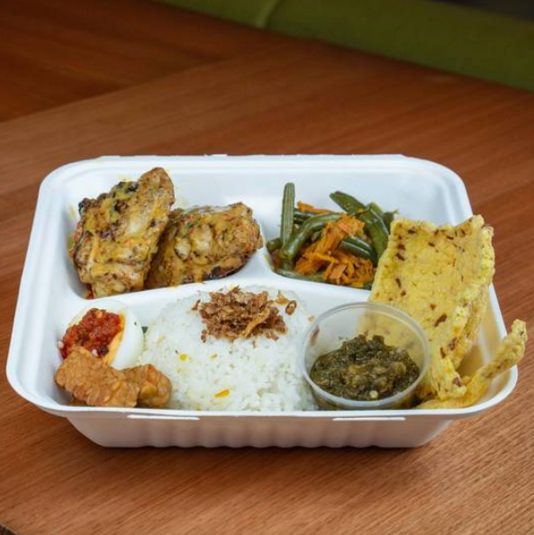 Chicken Curry with Mixed Rice
