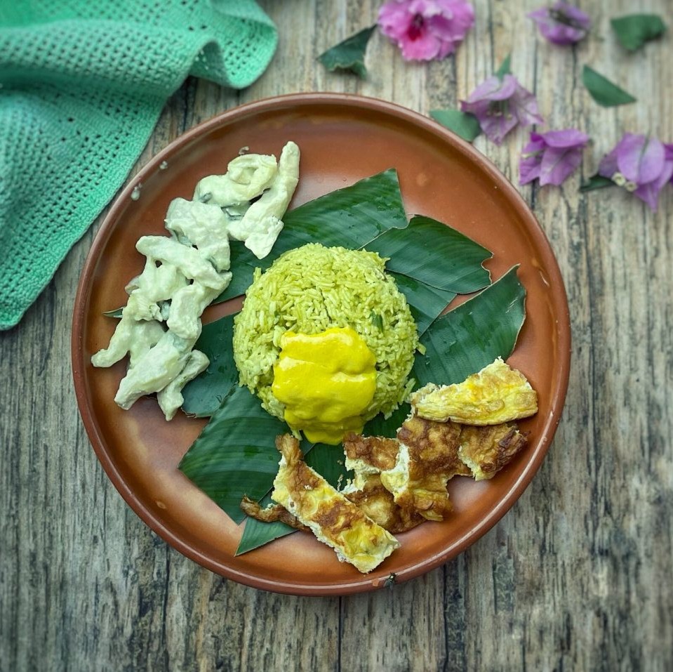 Turmeric-flavored cone rice - Large