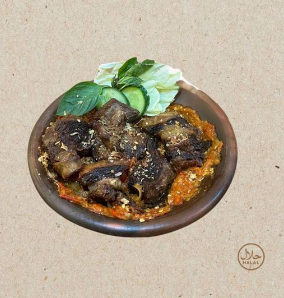 Nasi IGA Penyet Otentik / Smashed Beef Ribs with Sambal