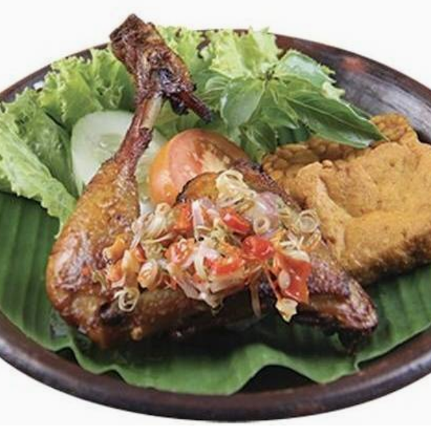 Ayam Penyet Sambal Matah