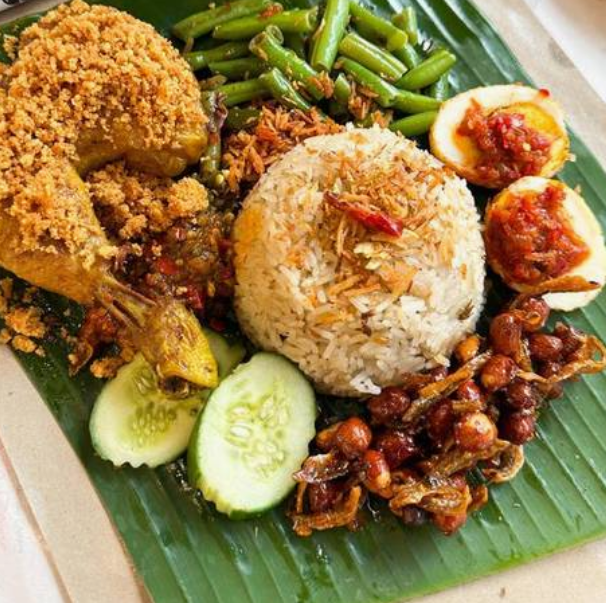 Nasi Prang Ayam Goreng Kremes