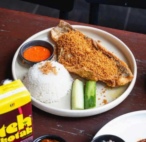 Ikan Goreng Kremes + Rice