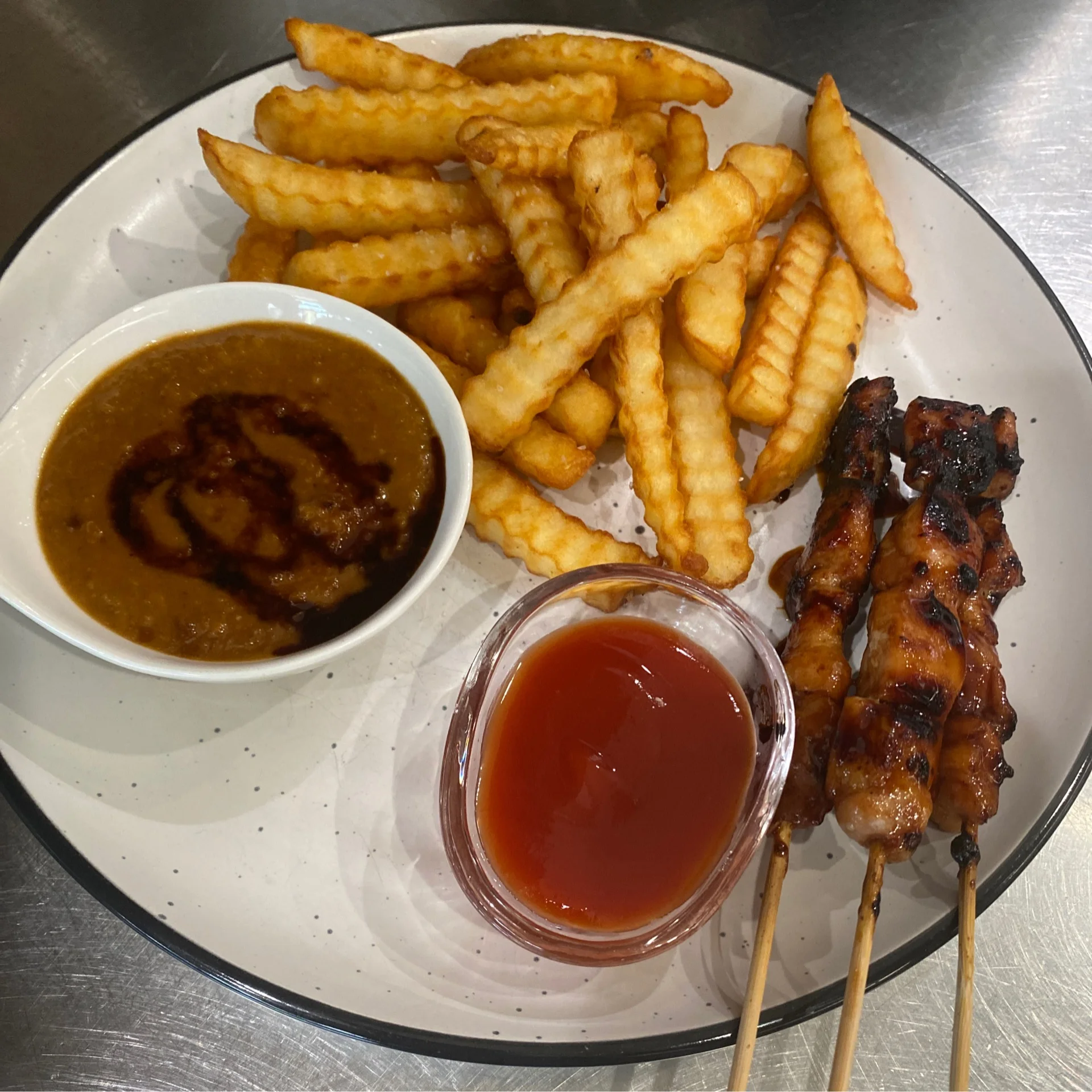 Kids Ayam Skewers x3 w chips