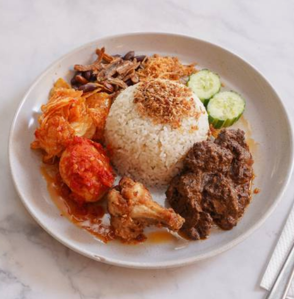 Nasi Lemak Komplit
