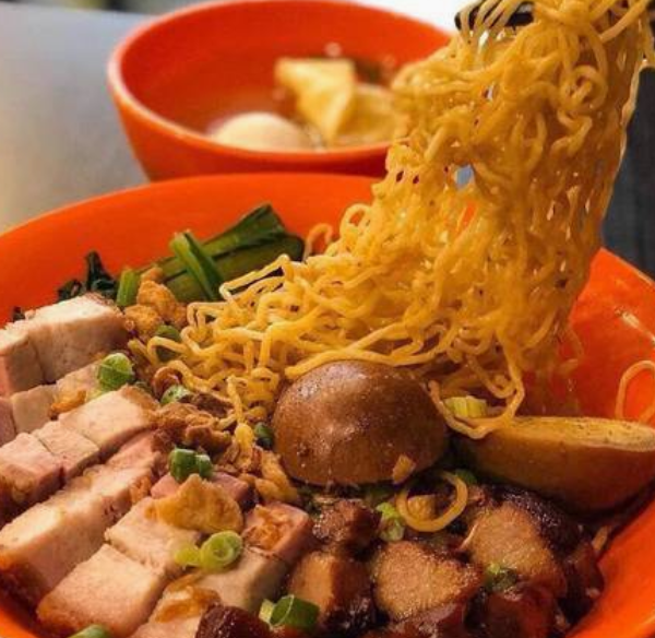 Mie Pangsit Roast Pork