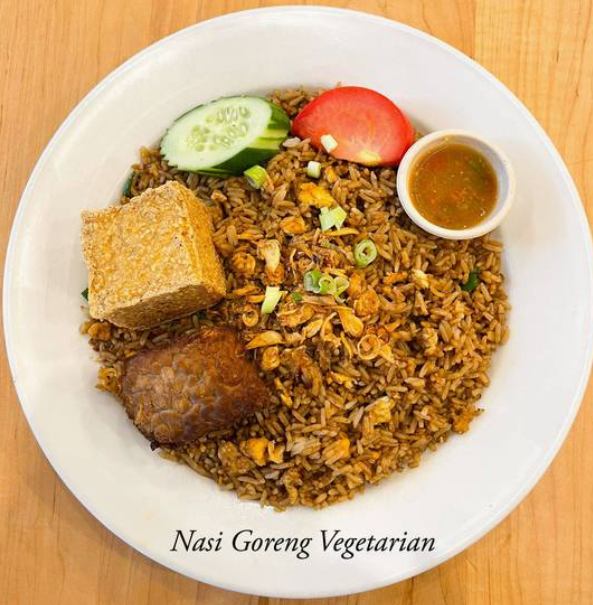 Nasi Goreng Vegetarian / Vegetarian Fried Rice