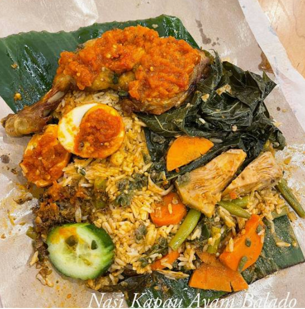 Nasi Kapau Ayam Balado