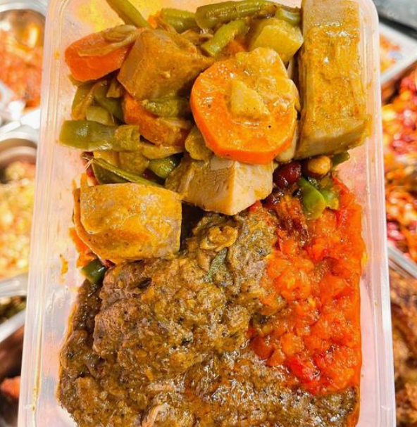 Nasi Rendang Sapi + Sayur Lodeh (2 Choices)