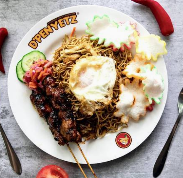 Mee Goreng Kampung Fried Noodle