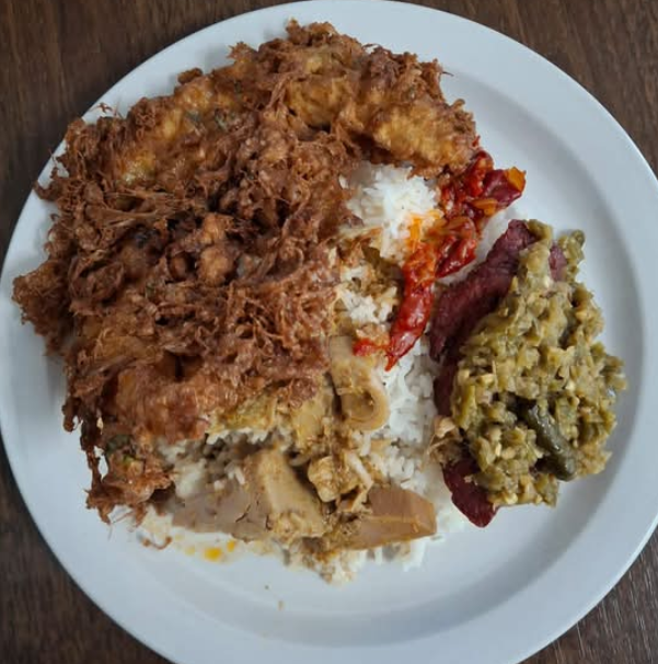 Nasi Padang Dendeng Batokok with Telor Barendo