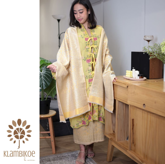 Kebaya Kuning 